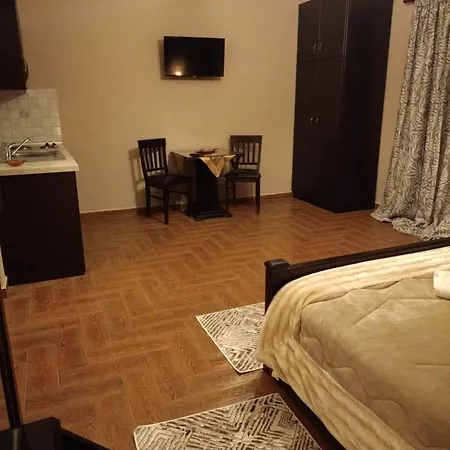 Edem Aparthotel Loutraki (Pella)