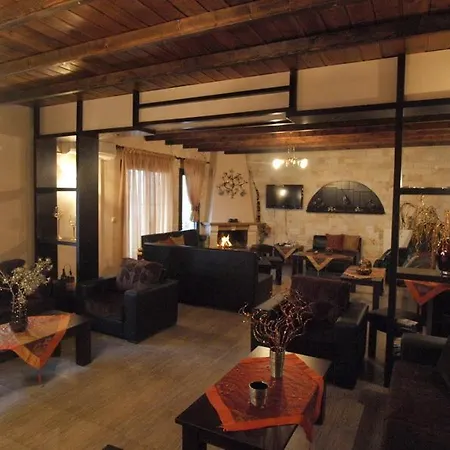 Edem Aparthotel Loutraki (Pella)