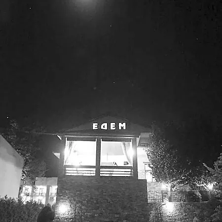 Aparthotel Edem 3*