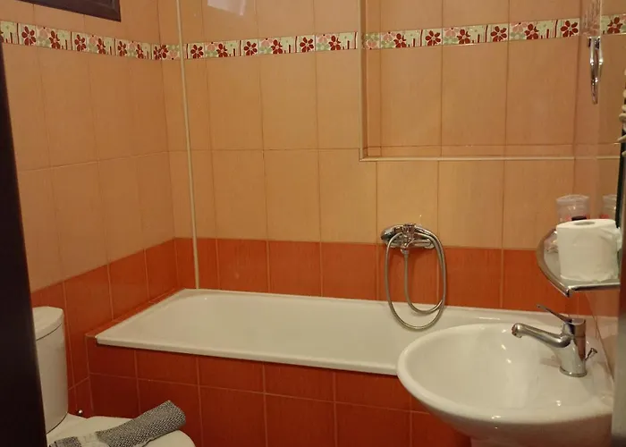 Ξενοδοχείο με διαμερίσματα εδέμ Káto Loutrákion