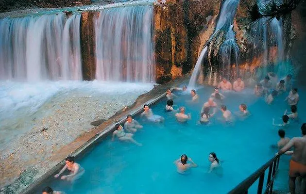 Ξενοδοχείο με διαμερίσματα εδέμ 3*