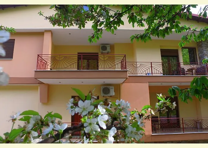 Ξενοδοχείο με διαμερίσματα εδέμ 3*